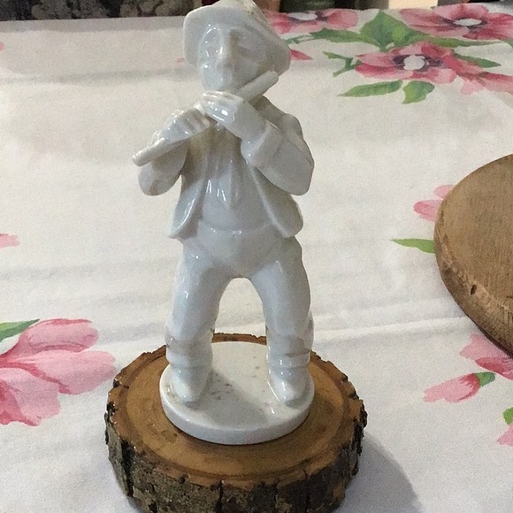 Dresden Germany flute player